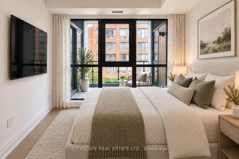 Photo 3 at 308 - 505 Glencairn Avenue, Lawrence, Toronto