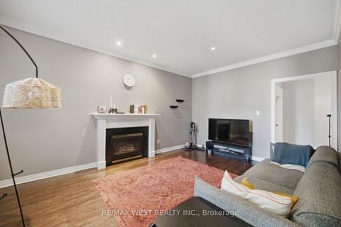 Photo 10 at 65 Burnhaven Avenue, Maple, Vaughan