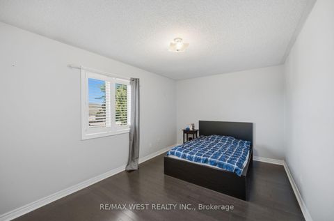 Photo 22 at 65 Burnhaven Avenue, Maple, Vaughan
