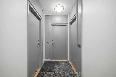 Photo 3 at 2603 - 3 Navy Wharf Court, Waterfront Communities C1, Toronto