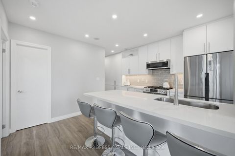 Photo 11 at 2603 - 3 Navy Wharf Court, Waterfront Communities C1, Toronto