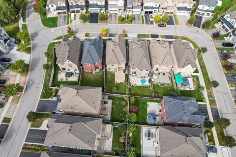 Photo 5 at 18 Hackwood Crescent, Aurora Grove, Aurora