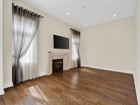 Photo 17 at 18 Hackwood Crescent, Aurora Grove, Aurora