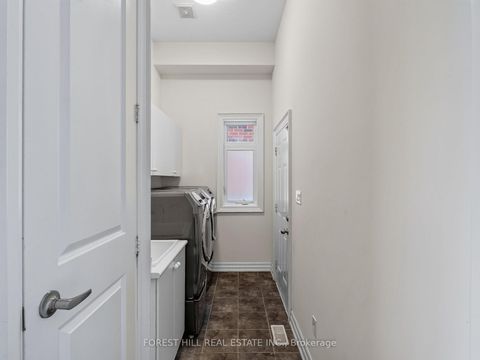 Photo 23 at 18 Hackwood Crescent, Aurora Grove, Aurora