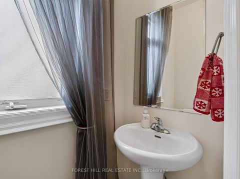 Photo 24 at 18 Hackwood Crescent, Aurora Grove, Aurora