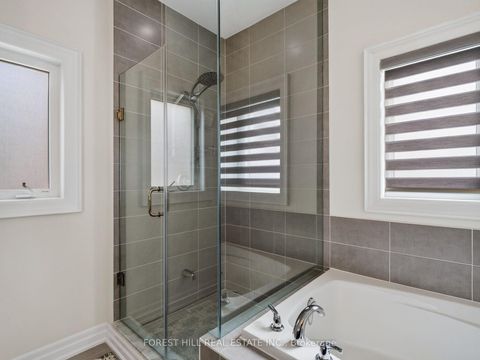 Photo 30 at 18 Hackwood Crescent, Aurora Grove, Aurora