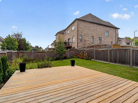 Photo 41 at 18 Hackwood Crescent, Aurora Grove, Aurora
