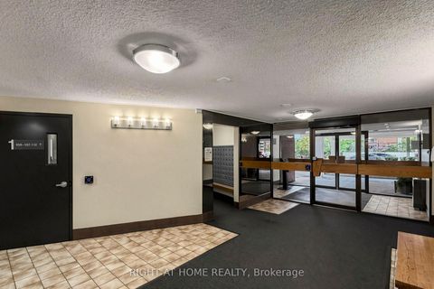 Photo 33 at 1116 - 15 Vicora Linkway, Flemingdon Park, Toronto