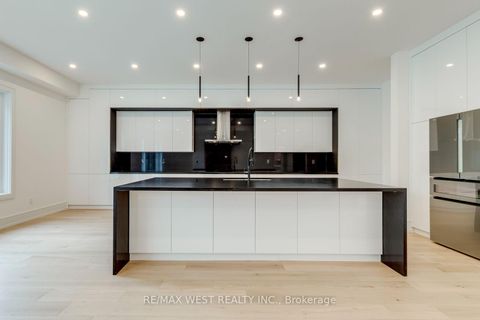 Photo 7 at 3 Amber Crescent, Maple Leaf, Toronto