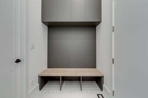 Photo 15 at 3 Amber Crescent, Maple Leaf, Toronto