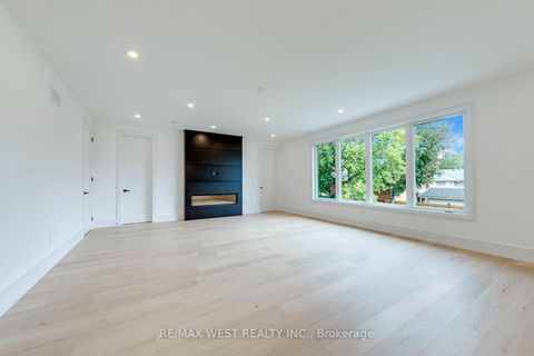 Photo 19 at 3 Amber Crescent, Maple Leaf, Toronto