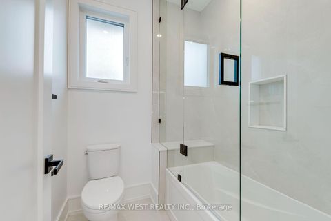Photo 34 at 3 Amber Crescent, Maple Leaf, Toronto