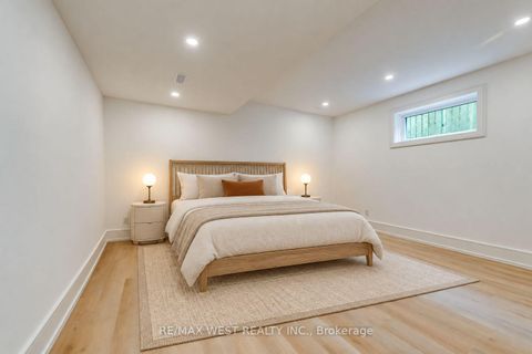 Photo 45 at 3 Amber Crescent, Maple Leaf, Toronto