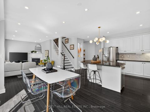 Photo 16 at 12 Wallenberg Drive, Patterson, Vaughan