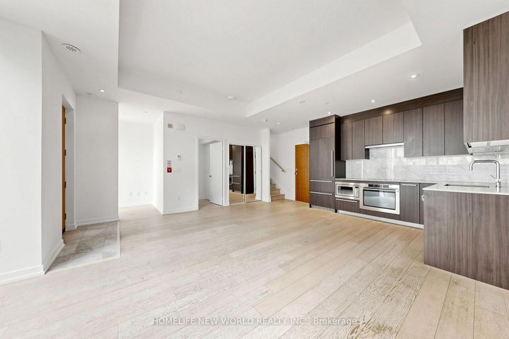 Photo 10 at TH15 - 113 McMahon Drive, Bayview Village, Toronto