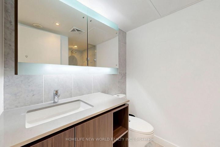 Photo 24 at TH15 - 113 McMahon Drive, Bayview Village, Toronto