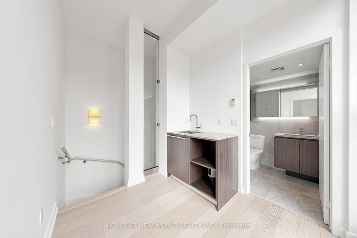 Photo 26 at TH15 - 113 McMahon Drive, Bayview Village, Toronto