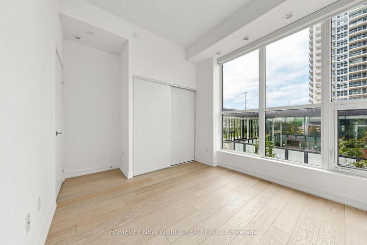 Photo 29 at TH15 - 113 McMahon Drive, Bayview Village, Toronto