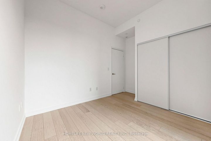 Photo 30 at TH15 - 113 McMahon Drive, Bayview Village, Toronto