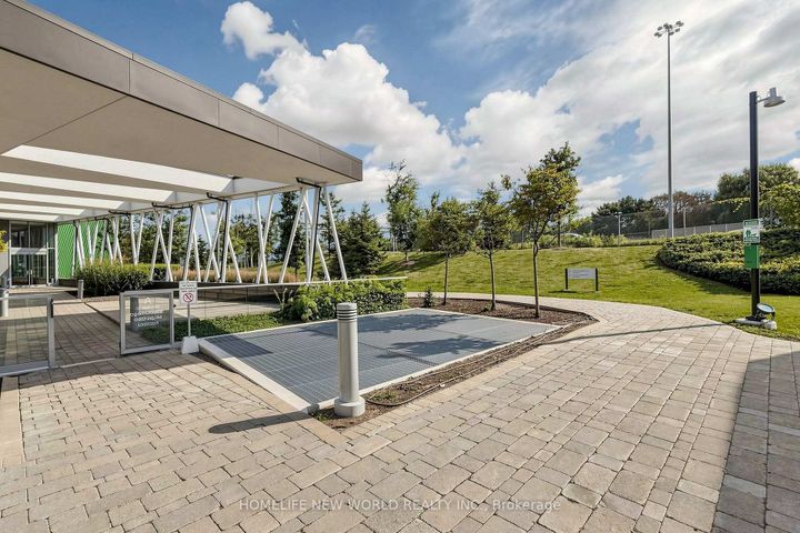 Photo 38 at TH15 - 113 McMahon Drive, Bayview Village, Toronto
