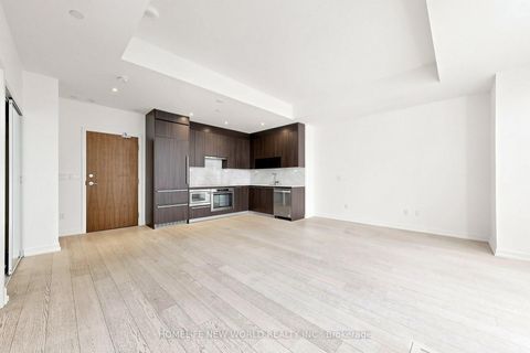 Photo 9 at TH15 - 113 McMahon Drive, Bayview Village, Toronto