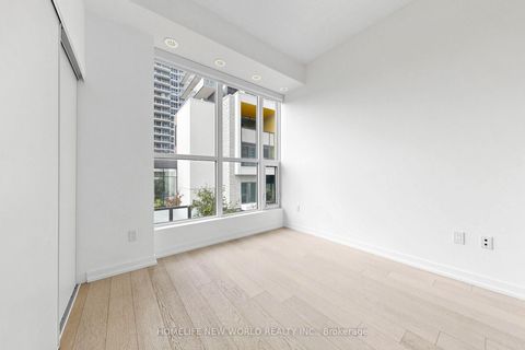 Photo 28 at TH15 - 113 McMahon Drive, Bayview Village, Toronto