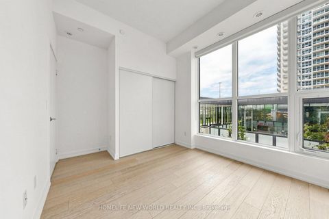 Photo 29 at TH15 - 113 McMahon Drive, Bayview Village, Toronto
