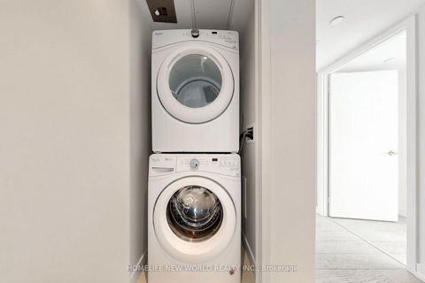 Photo 32 at TH15 - 113 McMahon Drive, Bayview Village, Toronto