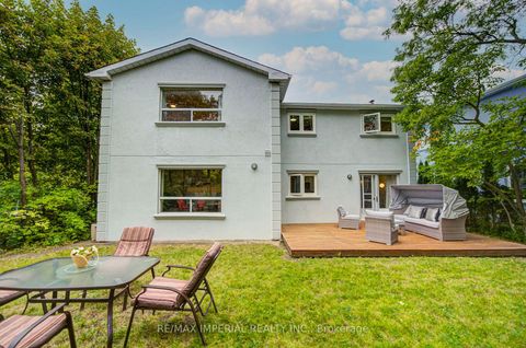 Photo 37 at 19 Penwick Crescent, North Richvale, Richmond Hill