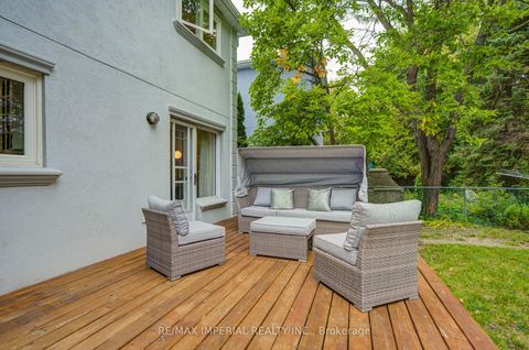 Photo 38 at 19 Penwick Crescent, North Richvale, Richmond Hill