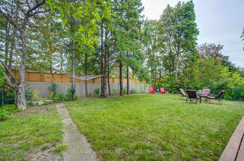 Photo 39 at 19 Penwick Crescent, North Richvale, Richmond Hill