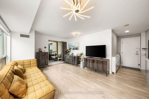 Photo 7 at 901 - 21 Hillcrest Avenue, Willowdale East, Toronto