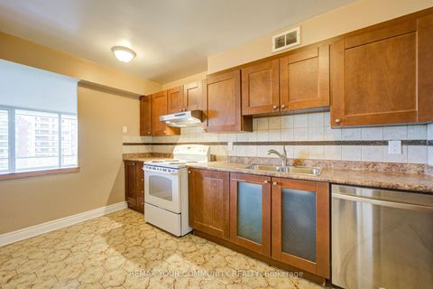 Photo 13 at 711 - 19 Four Winds Drive, York University Heights, Toronto