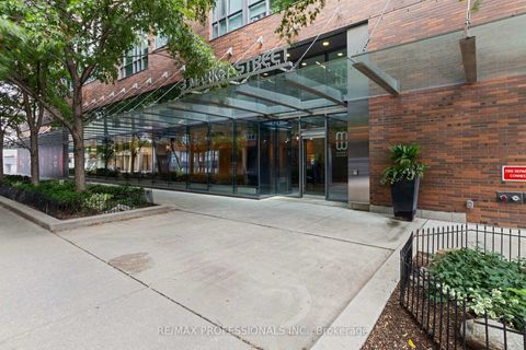 Photo 3 at 422 - 3 Market Street, Waterfront Communities C8, Toronto