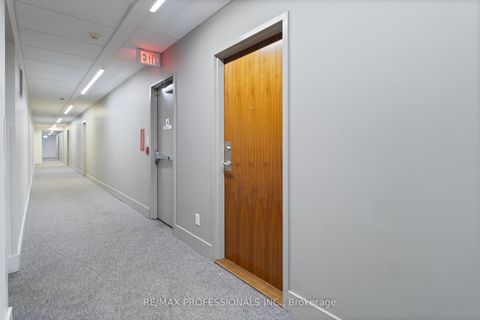 Photo 6 at 422 - 3 Market Street, Waterfront Communities C8, Toronto