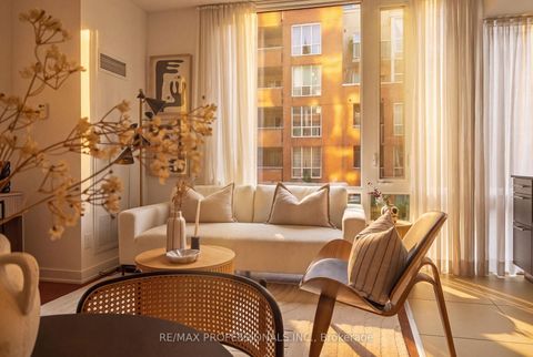 Photo 13 at 422 - 3 Market Street, Waterfront Communities C8, Toronto