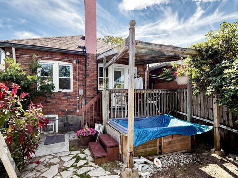 Photo 34 at 248 Westwood Avenue, East York, Toronto