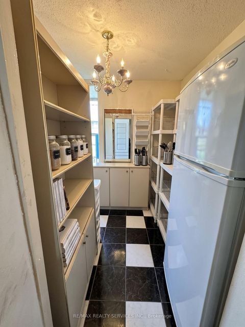 Photo 8 at 501 - 60 Stevenson Road, Jamestown, Toronto