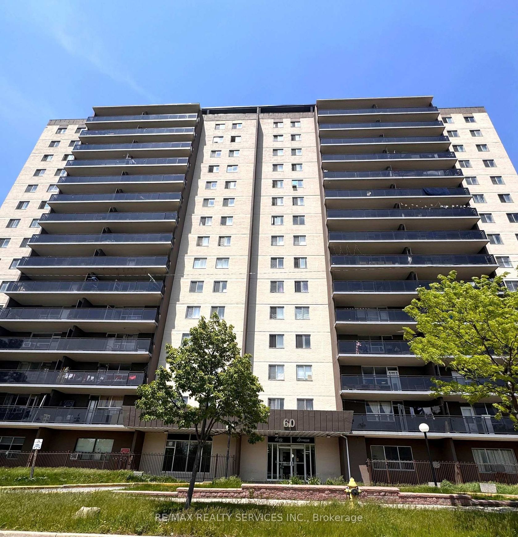 501 - 60 Stevenson Road, Jamestown, Toronto 