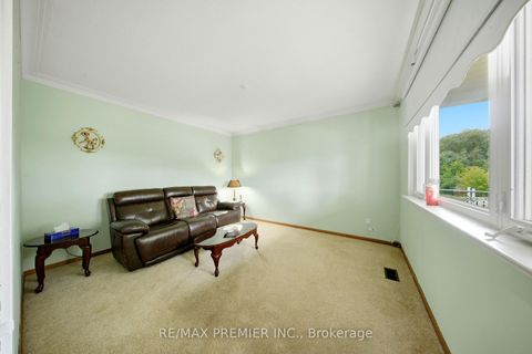 Photo 6 at 1 Mayo Drive, Rustic, Toronto