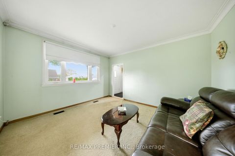 Photo 7 at 1 Mayo Drive, Rustic, Toronto