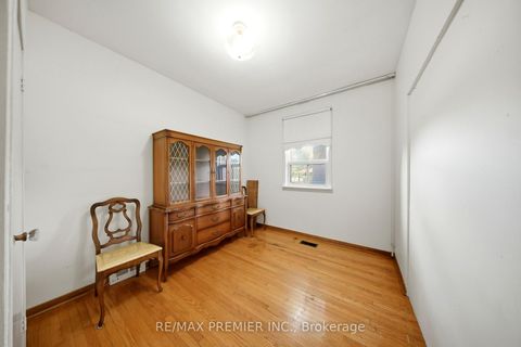 Photo 8 at 1 Mayo Drive, Rustic, Toronto