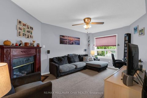 Photo 4 at 73 Brown Street, Holly, Barrie
