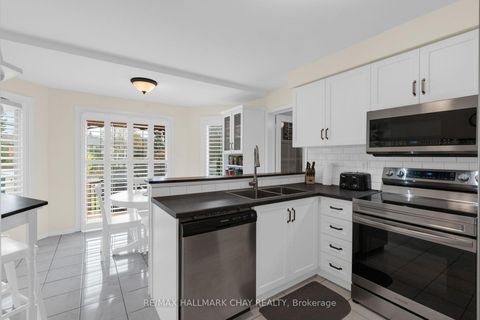 Photo 6 at 73 Brown Street, Holly, Barrie