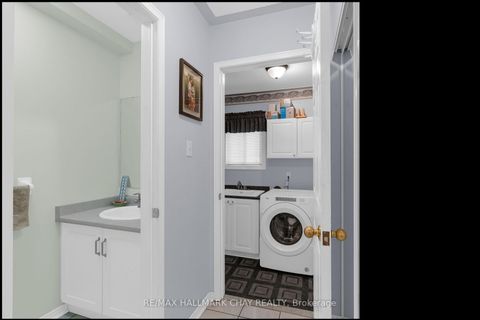 Photo 16 at 73 Brown Street, Holly, Barrie