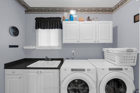 Photo 17 at 73 Brown Street, Holly, Barrie