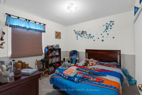 Photo 18 at 73 Brown Street, Holly, Barrie