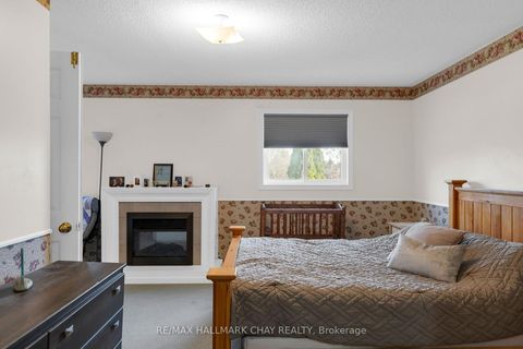 Photo 24 at 73 Brown Street, Holly, Barrie