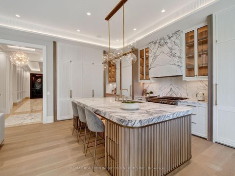 Photo 10 at 87 College View Avenue, Forest Hill South, Toronto