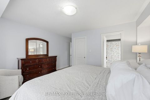 Photo 15 at 5 Parrotta Drive, Pelmo Park W5, Toronto